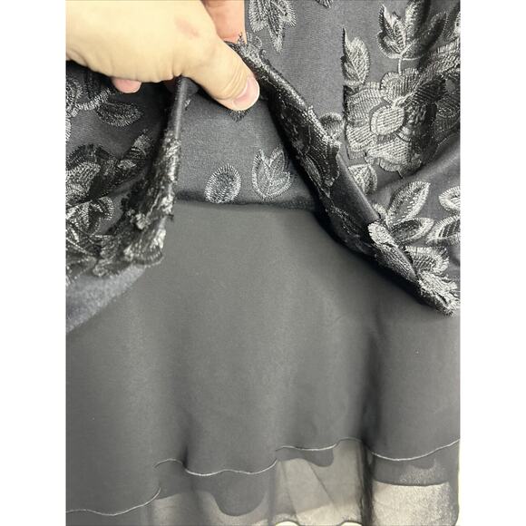 Chicos Black Label Women’s Tunic Medium Embroidered Black Floral Elegant Layered - Picture 10 of 13